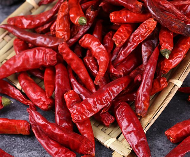 辣椒干進口報關檢驗檢疫要求(干辣椒進口需要國外做什么證書？)